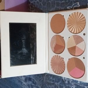 OFRA Pro Pallette - On the Glow Cosmetics on the Glow Pallete